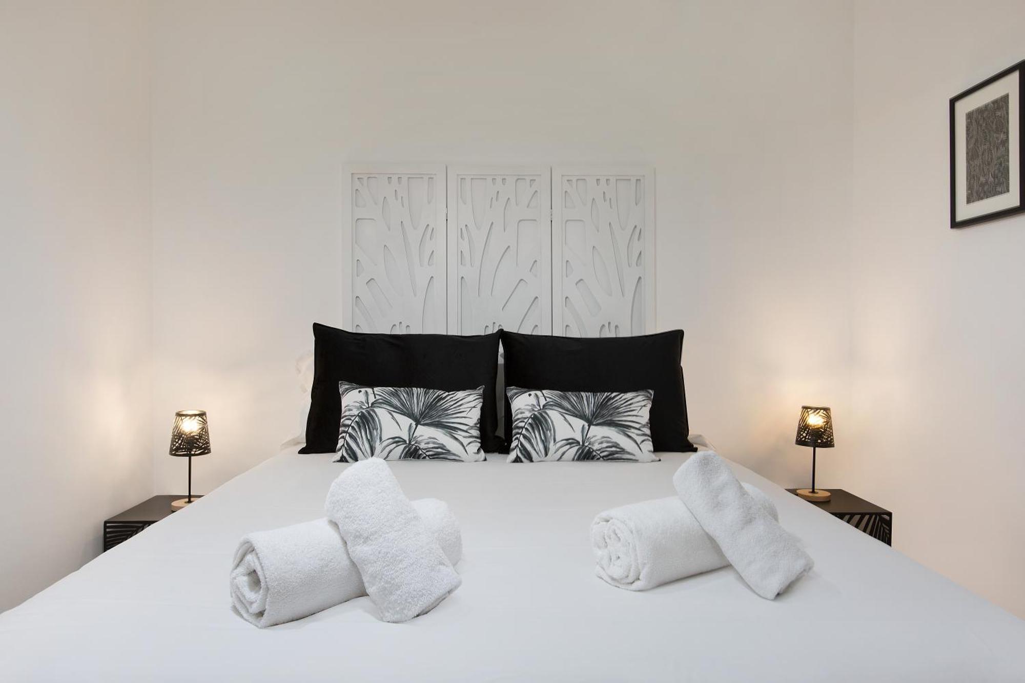 Stay U-Nique Apartments Gaudi I برشلونة المظهر الخارجي الصورة